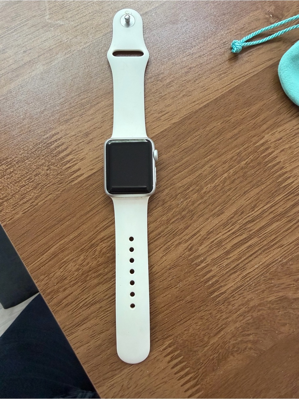 Apple Watch - series 1 White Sport Band (Silver Case)